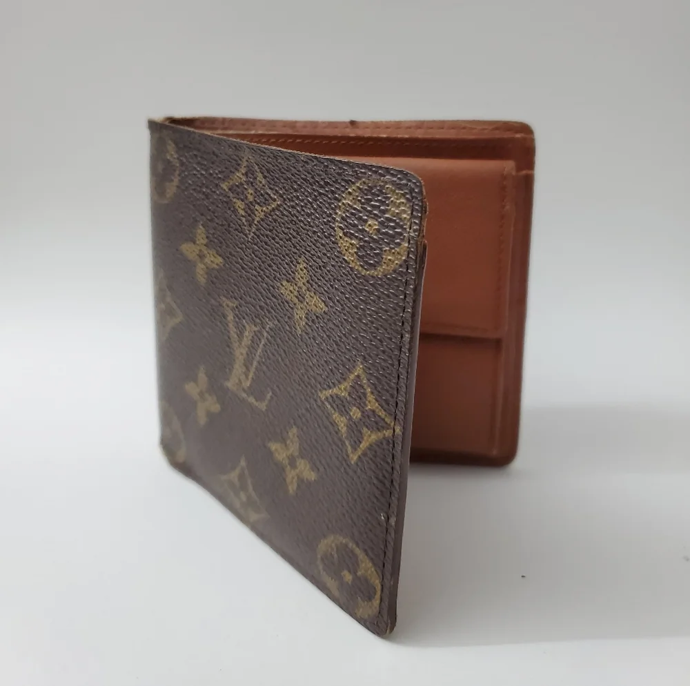Authentic Louis Vuitton Wallet